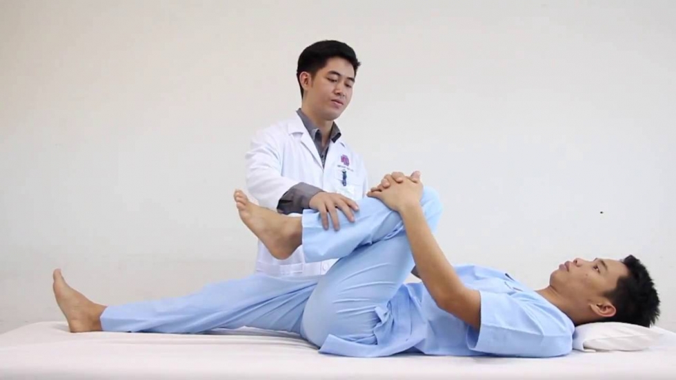 Vật lí trị liệu chữa thoát vị đĩa đệm